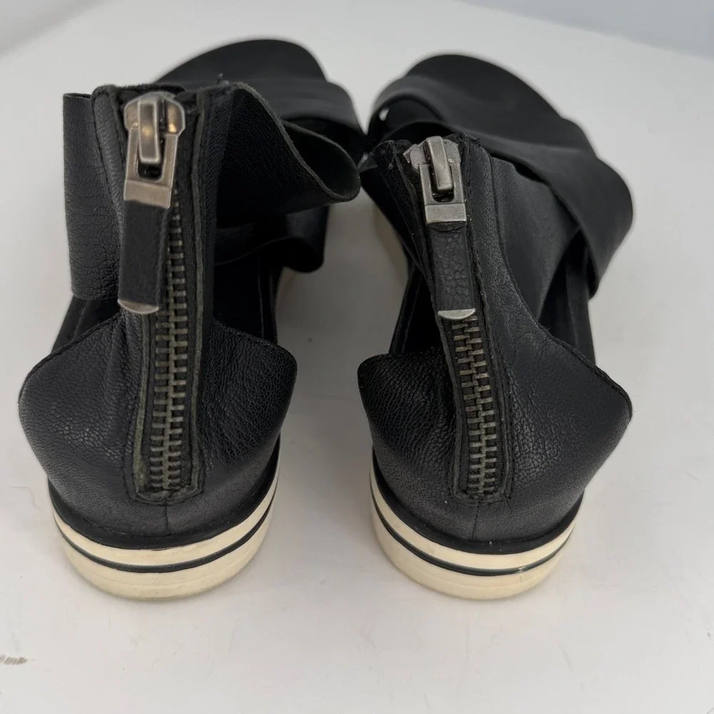 Eileen Fisher Black Leather Platform Sandals Crisscross Minimalist Luxe‎ Women 6